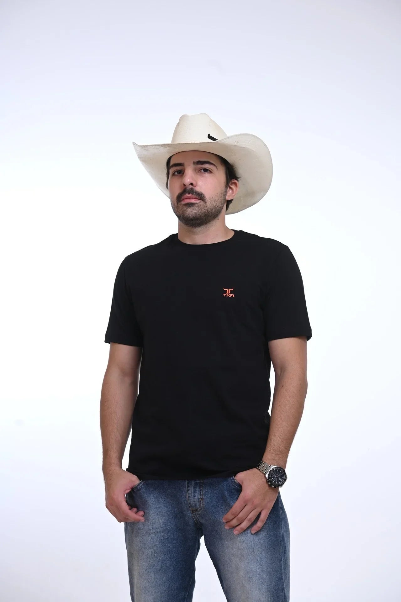 Camiseta Básica Preta